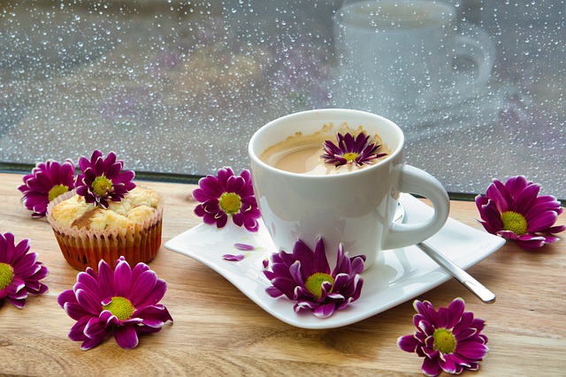 お花とコーヒー
